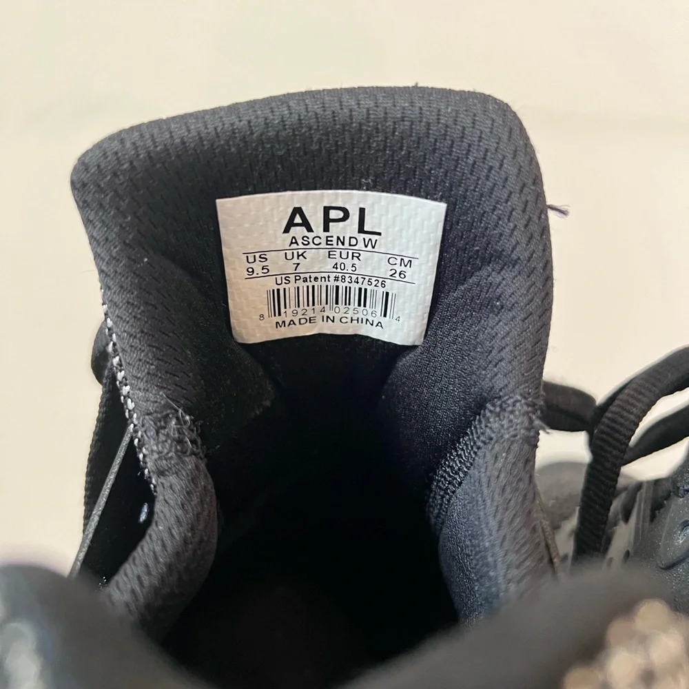 APL Ascend Athletic Shoes, Black & Silver, Size 9.5